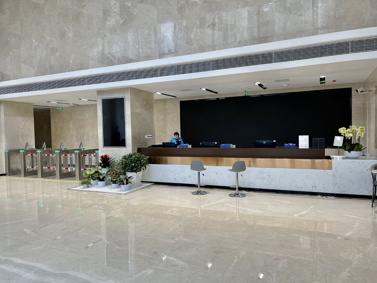 興（xìng）業卓輝成都辦（bàn）遷新址、啟新（xīn）程、展新篇！