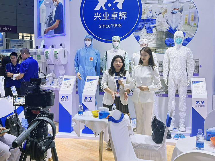 高交會收官時刻！央（yāng）視聚焦興（xìng）業卓輝，深挖（wā）防靜電超淨領域突破成果