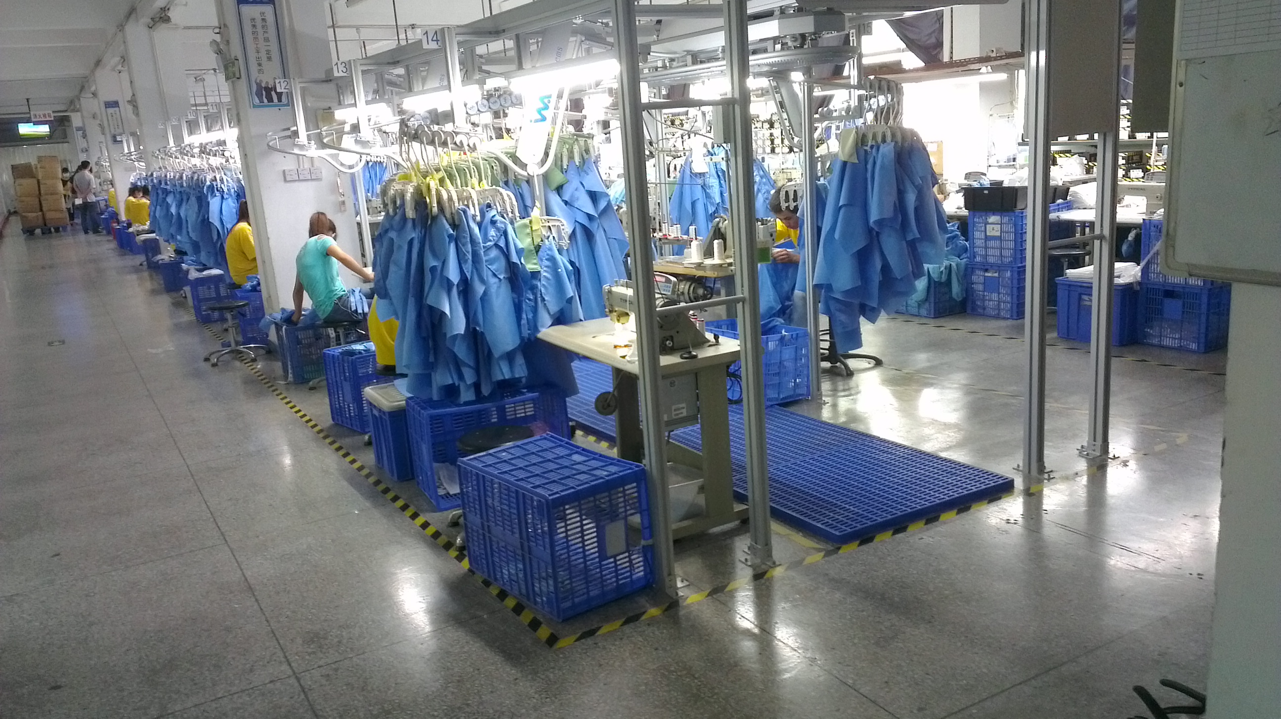 興業卓輝 興業卓輝