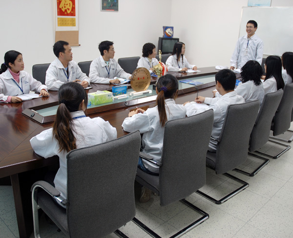 興業（yè）卓輝團隊