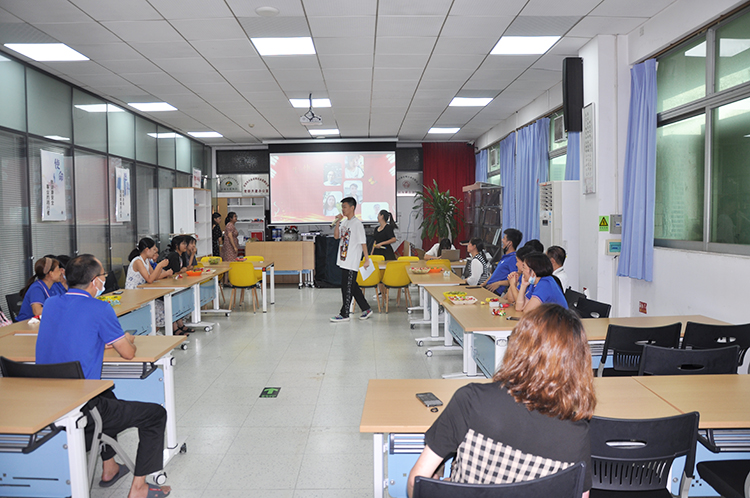 DSC_0050-750.jpg DSC_0050-750.jpg