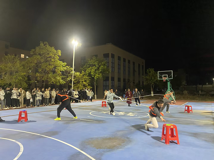 各奔東西2.jpg 各奔東西2.jpg